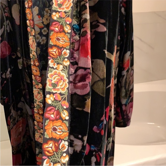 JOHNNY WAS Velvet Kehlani Reversible Kimono Size Small - Picture 15 of 16
